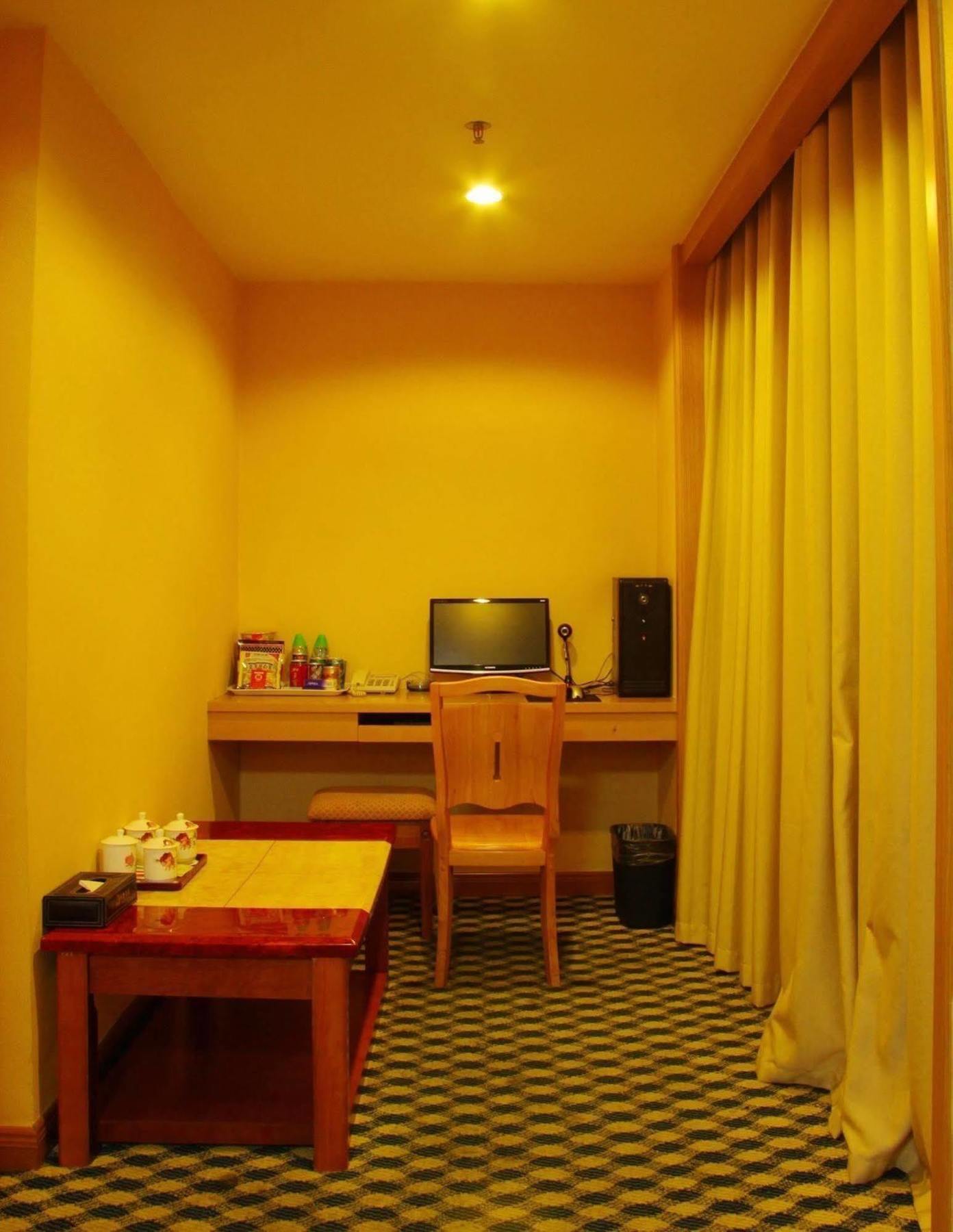 Dongguan Chang'An Hongbao Fashion Hotel Exterior photo